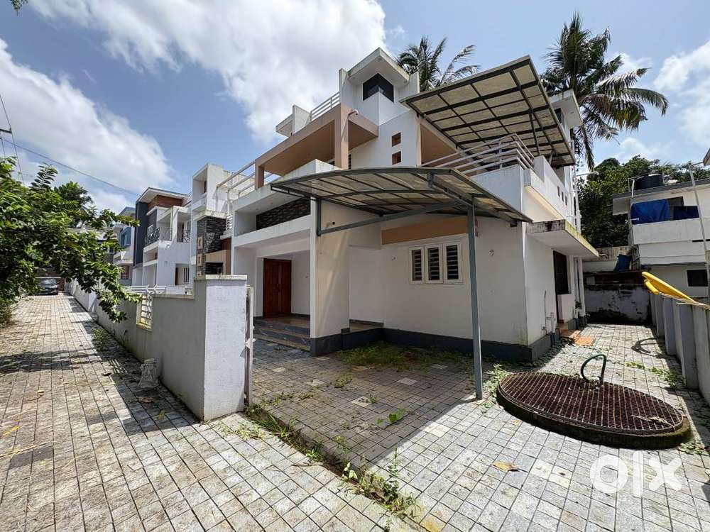 1850Sqft villa/5 cent/4bhk/67 lakh/ Amala   Thrissur