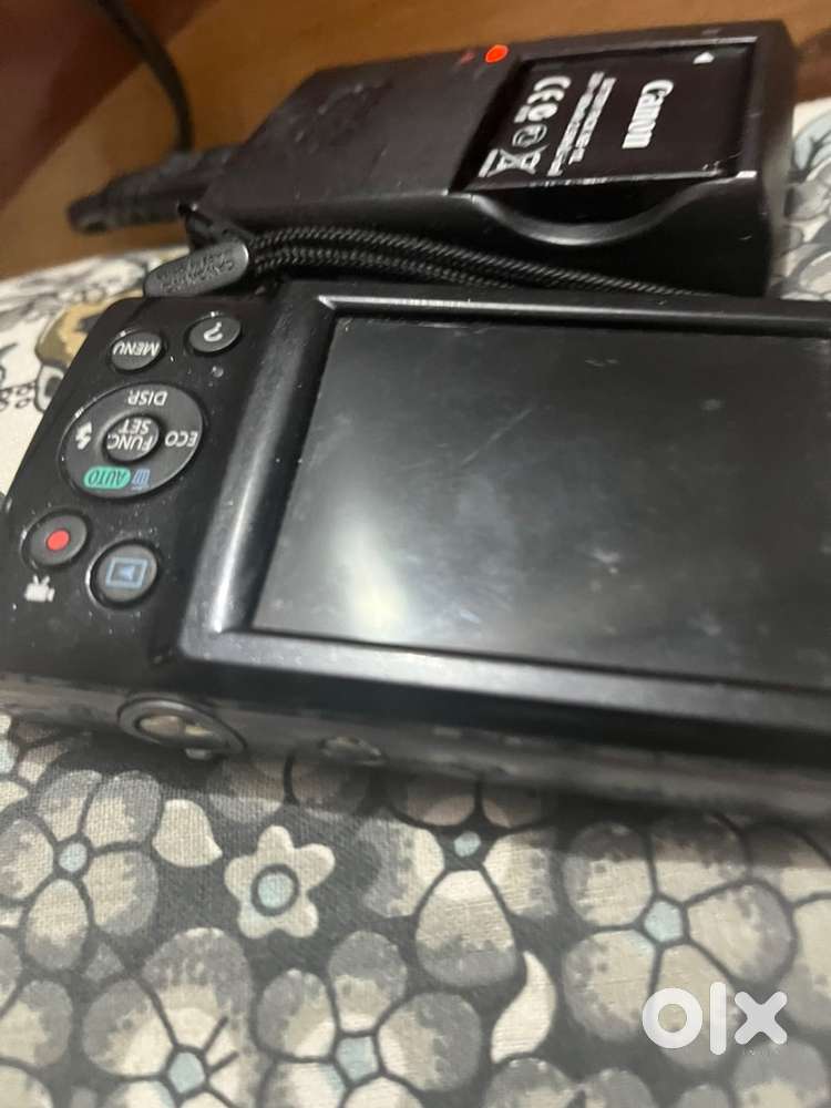 Digital camera canon