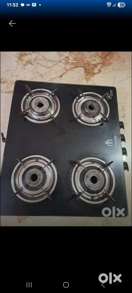 4 burner gas in new condition