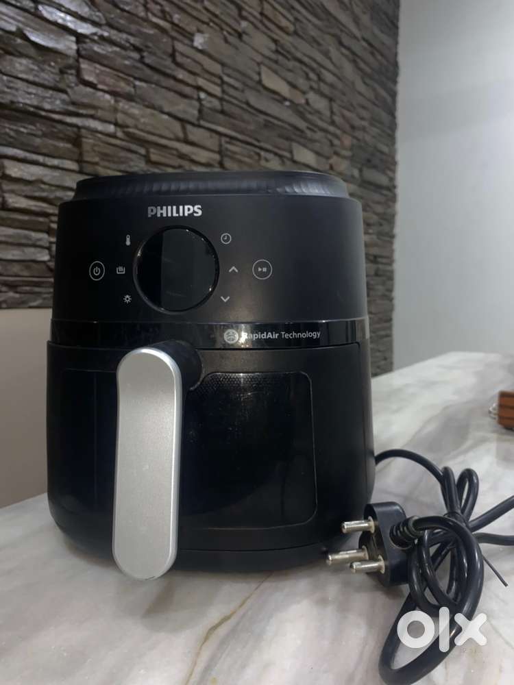 Digital Air Fryer with Rapid Air Technology (Black)- Health matters