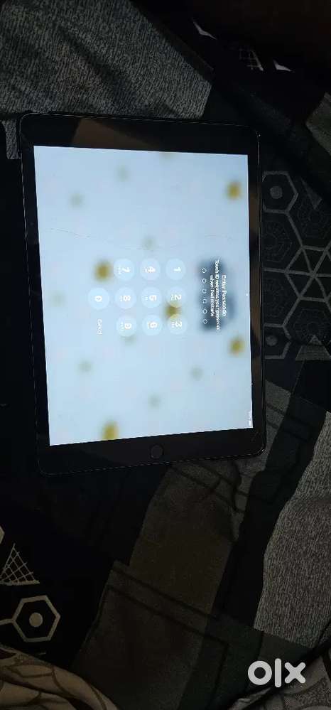 Selling my IPad 9th gen 64 gb,perfect condition ..
