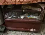 Storage unit table