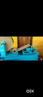 Paper plate machine