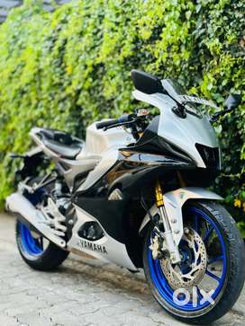2022 R15 V4 M finance available