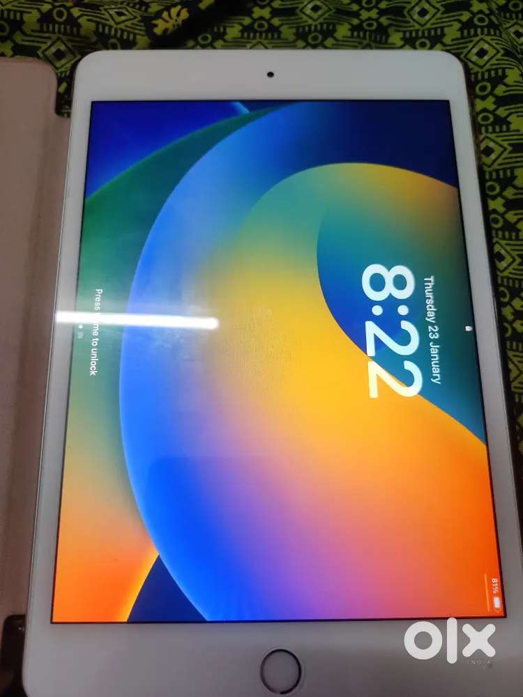 Ipad mini 256gb small portable size