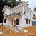 Manarcadu - Angadivayal - 6 Cent , 1900 Sqft , 4 Bed Room New House
