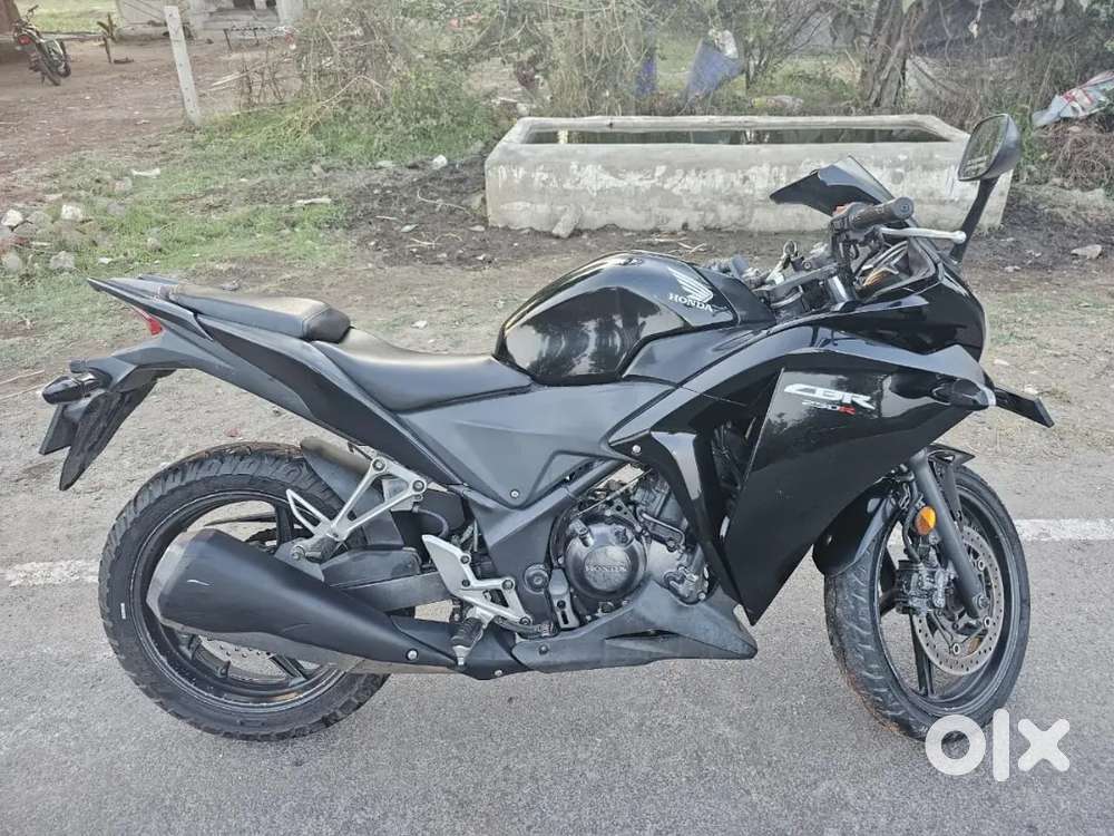 Cbr 250R 2015 model