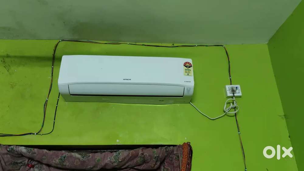 Hitachi 5 star ac 4 months old 2025 model