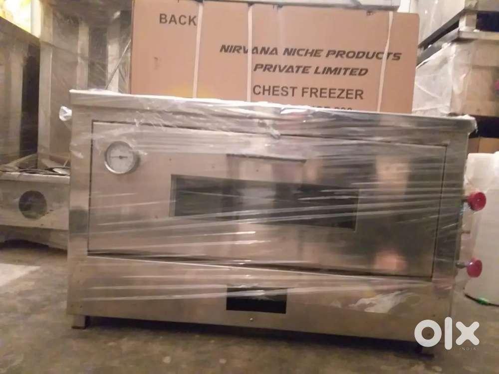 UNUSED COMMERCIAL PIZZA OVEN UNUSED