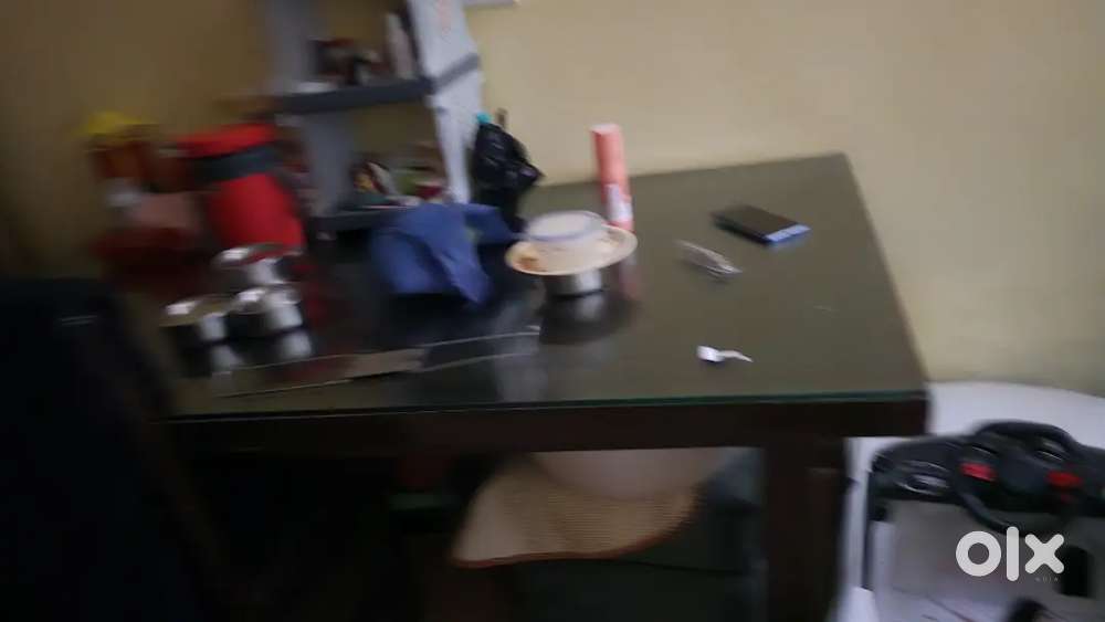 6 seater dining  table