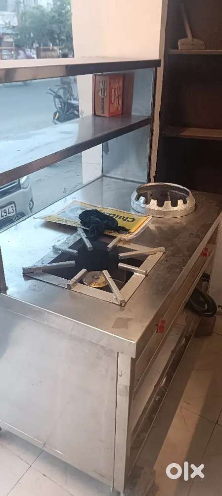 Food cart with indian and chinese burner
