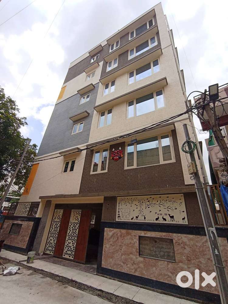 4.5 Lakh Rent 2750sft Site+ 43 Rooms new PG Building Bannerghatta Road
