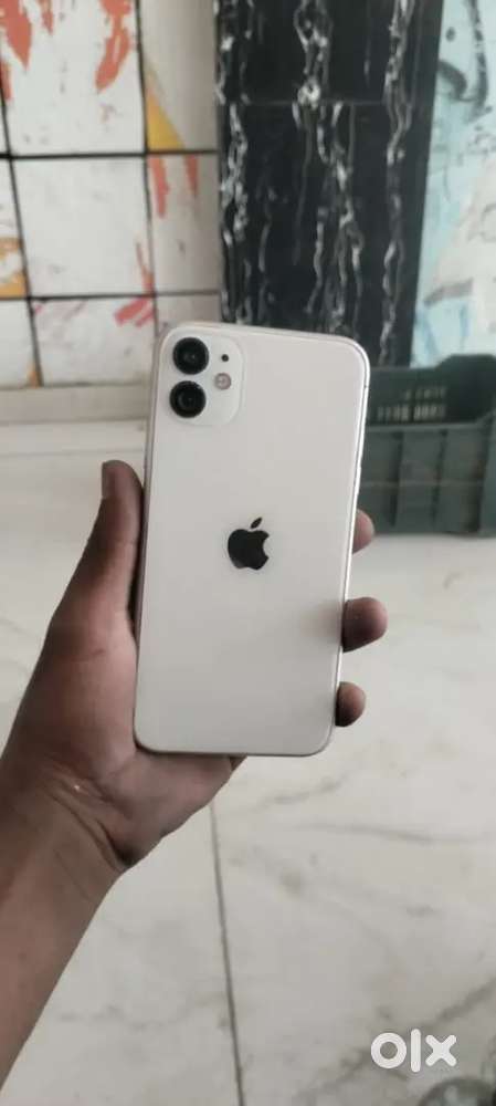 Iphone 11 64 gb mint condition