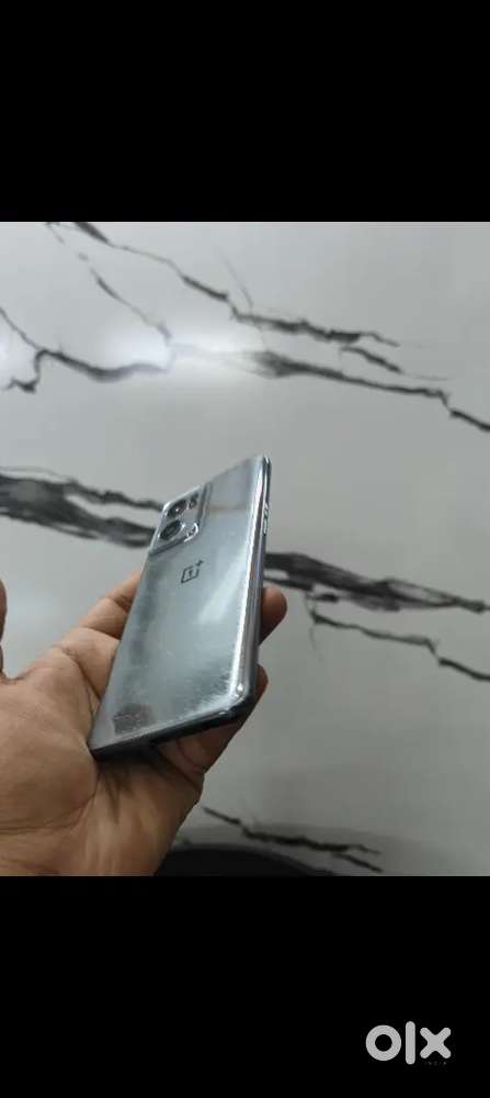 ONEPLUS NORD CE 2 128GB 5G IN EXCELLENT CONDITION WITH ALL ACCESSORIES