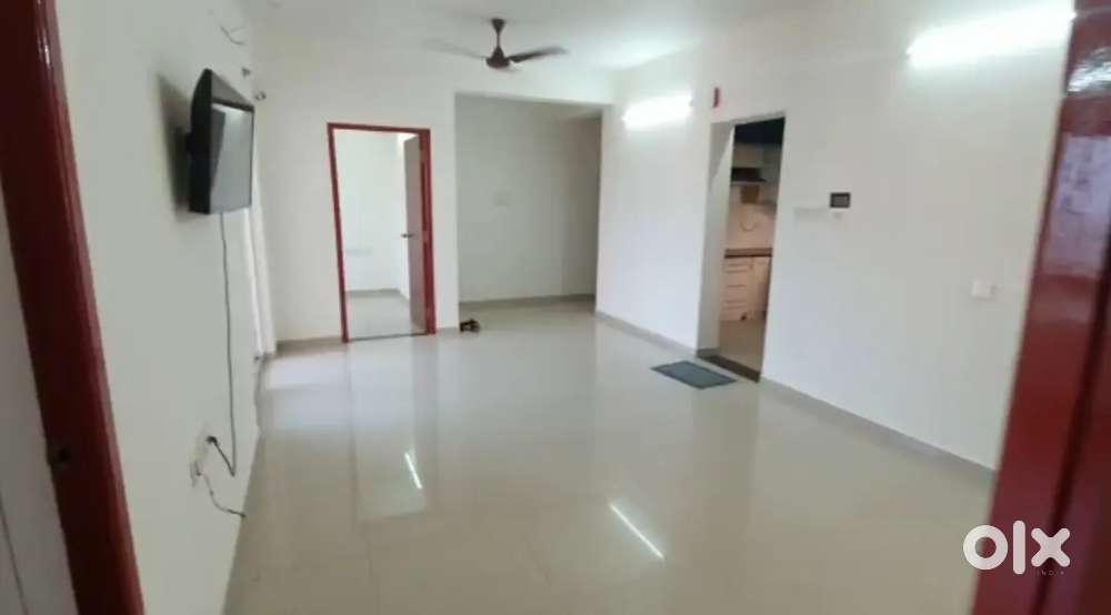 Roommate Required in Olympia Opaline, Navalur