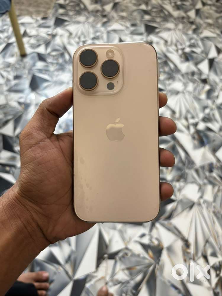 Iphone 16 pro /128gb golden