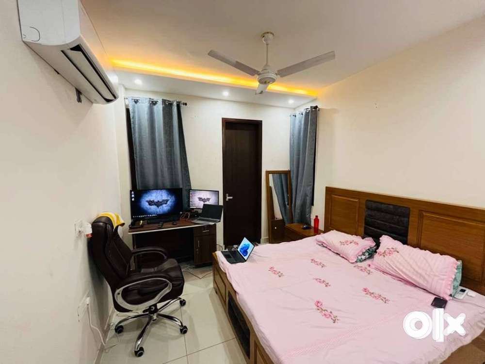 2BHK fully furnished corner flat for sale