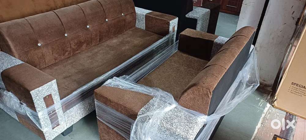 New sofa set 5 Sitter. 3×2