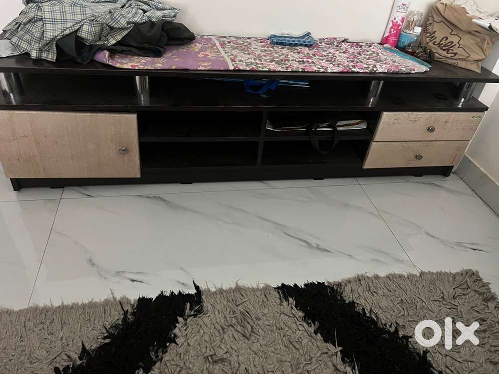 Tv table for sale