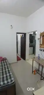 बढ़िया लोकेशन पर ग्राउंड फ्लोर