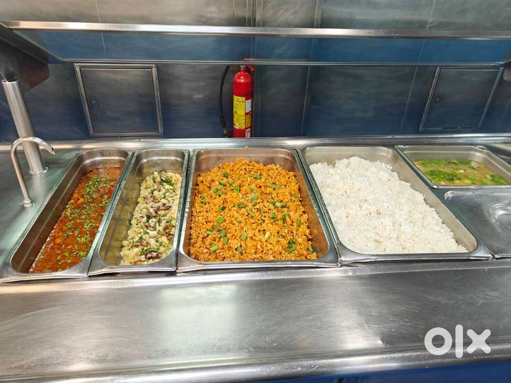 Tandoor and curry cook