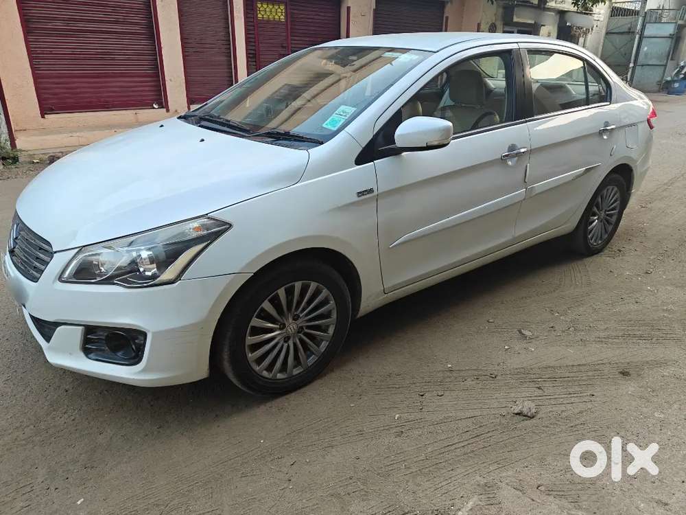 Maruti Suzuki Ciaz Hybrid 2017 Diesel Well Maintained