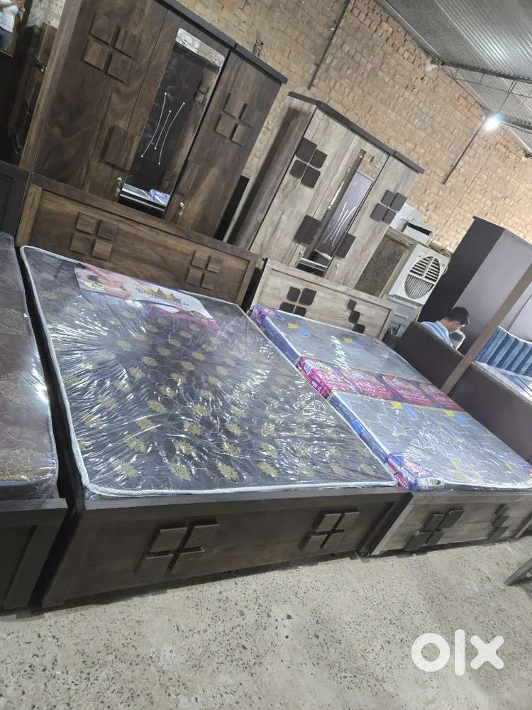 Direct factory outlet bedroom set