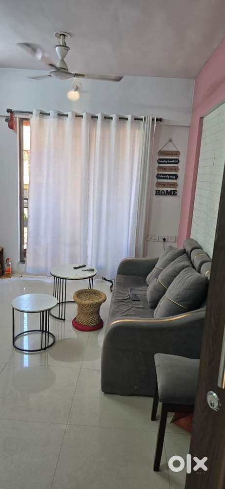1bhk furnished flat available for heavy deposit urgent basis