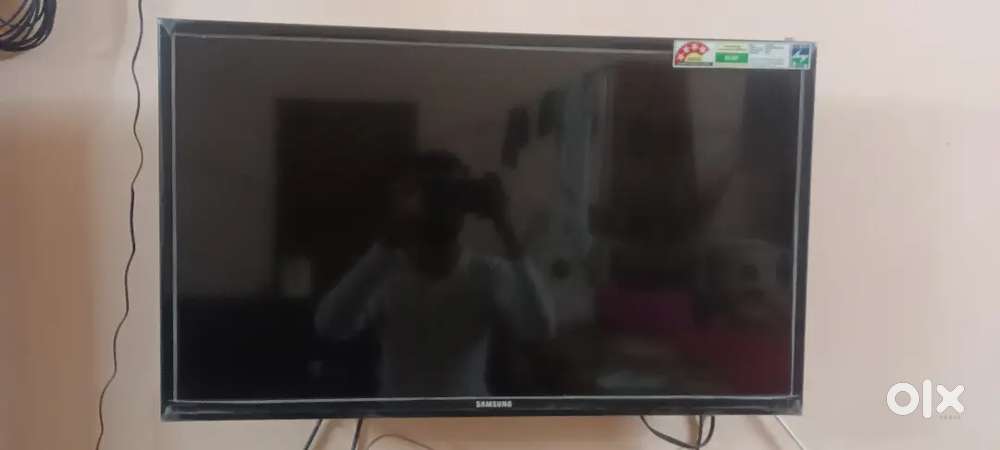 SAMSUNG LED TV 32