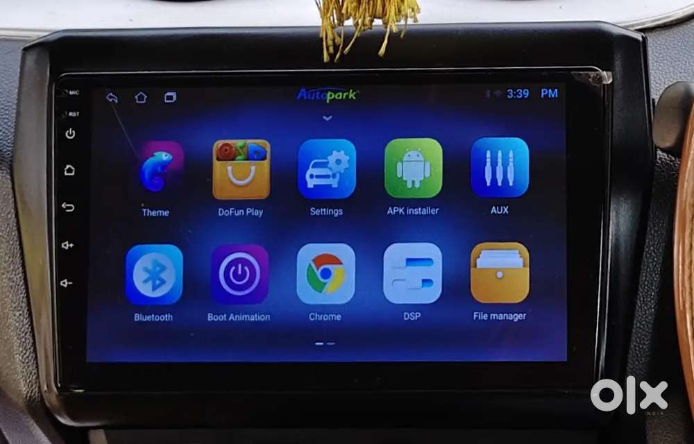 Swift car touch screen video display