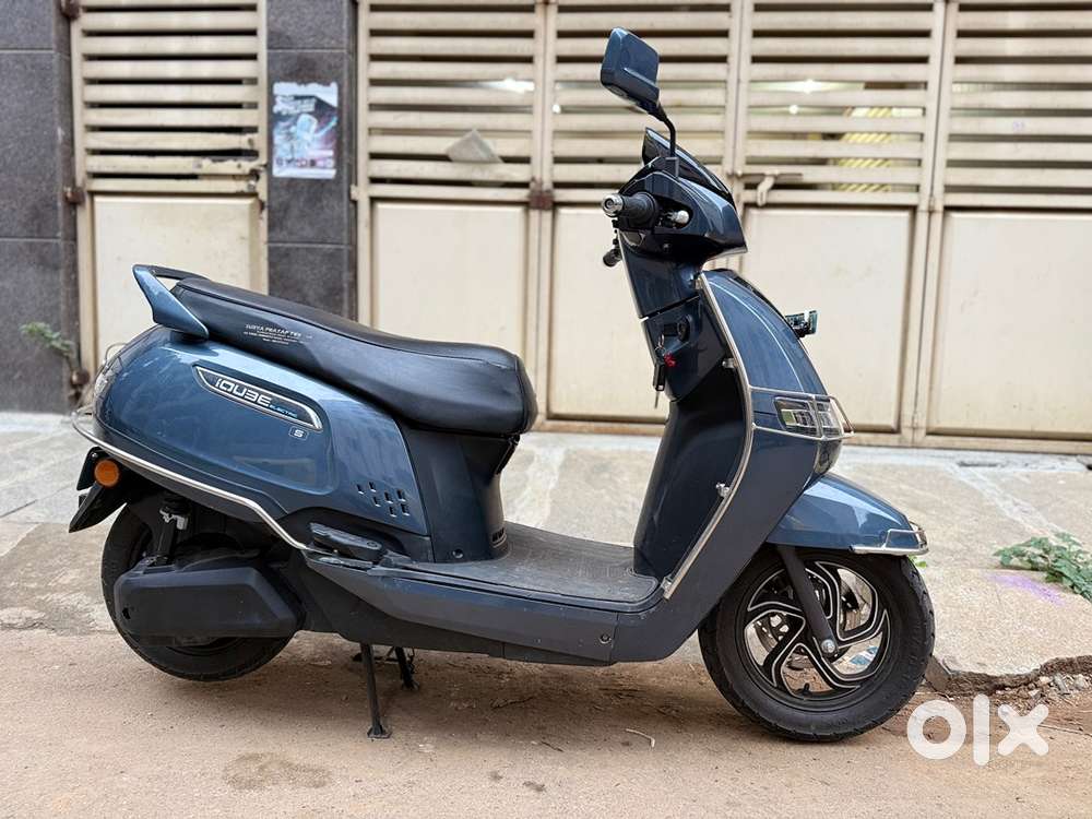 TVS IQUBE S 105 kms range 2025 February model