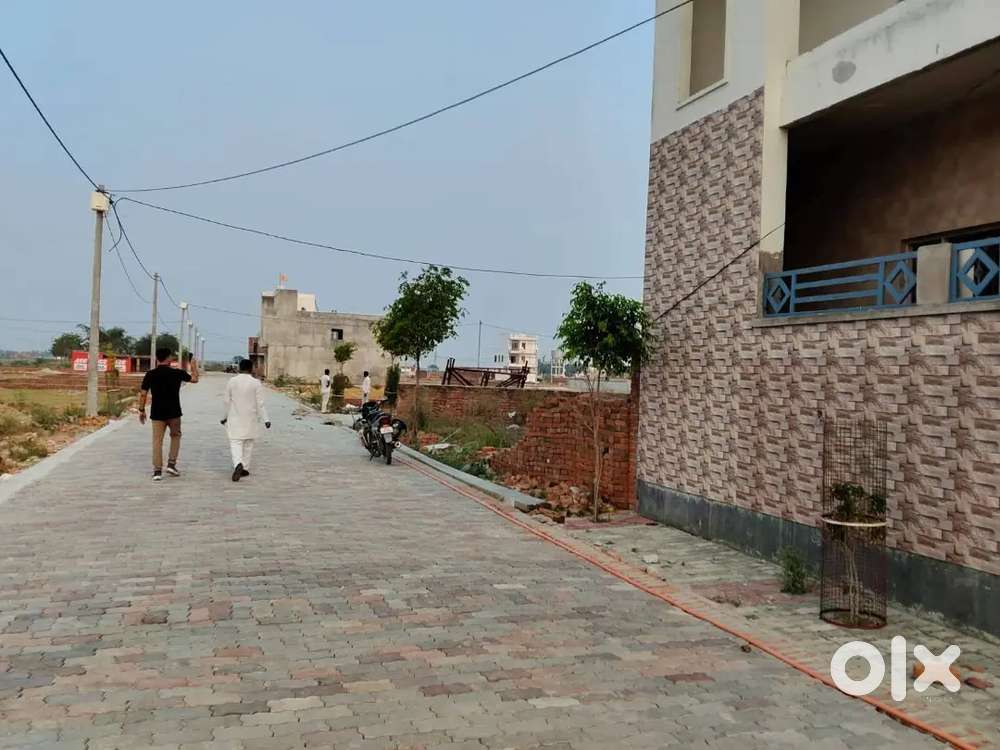 किसान पथ हाईवे की सर्विस लेन से लगी टाउनशिप मे प्लाट ले बैंक लोन भी