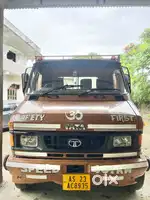 TATA 709 TRUCK