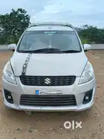 Maruti Suzuki Ertiga SHVS ZDI, 2014, Diesel