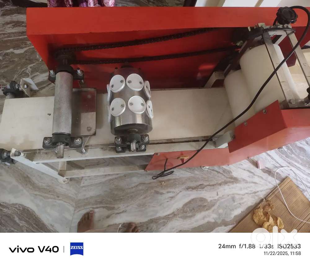 Pani poori and papad,roti, all in on mossion