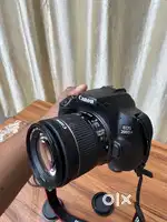 CANON 200 D II
