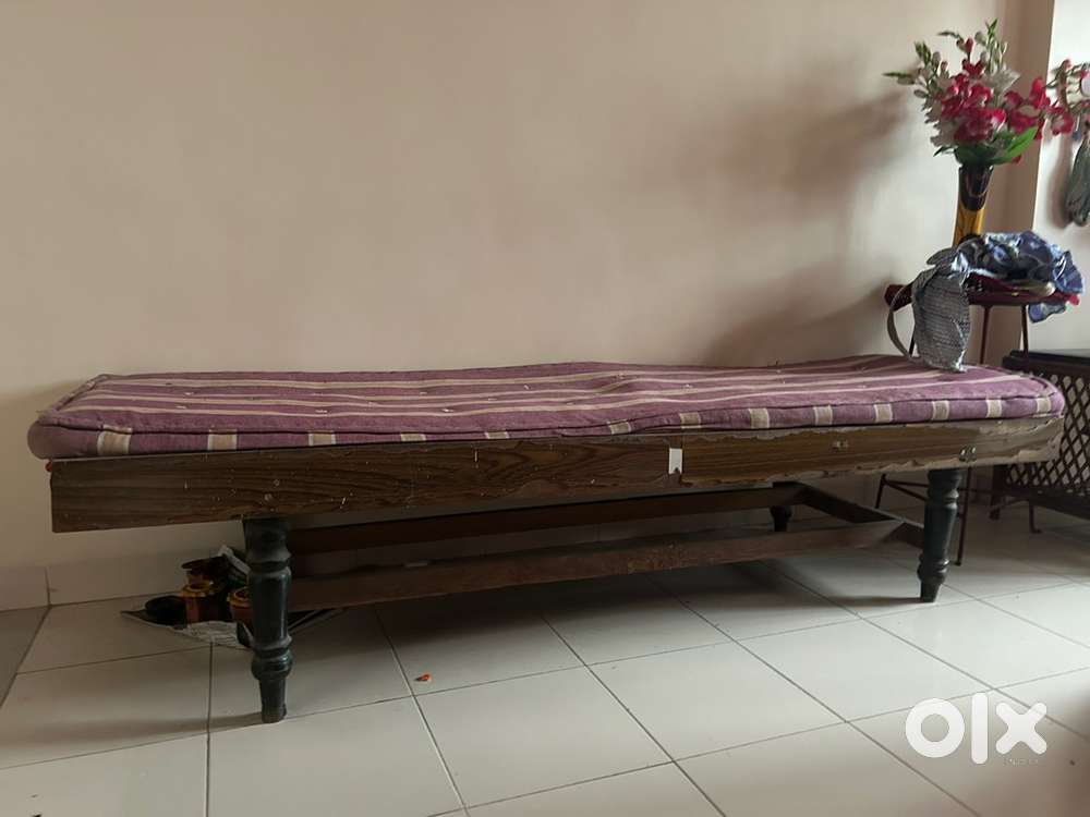 A 3-4 seater sofa with mattress