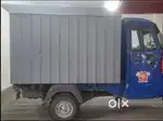 Selling Piaggio disel delivery auto