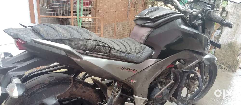 Honda hornet 160r