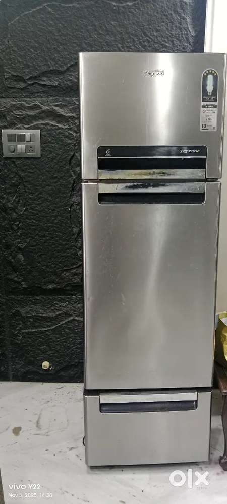 6th sense proton Whirlpool refrigerator 3 door
