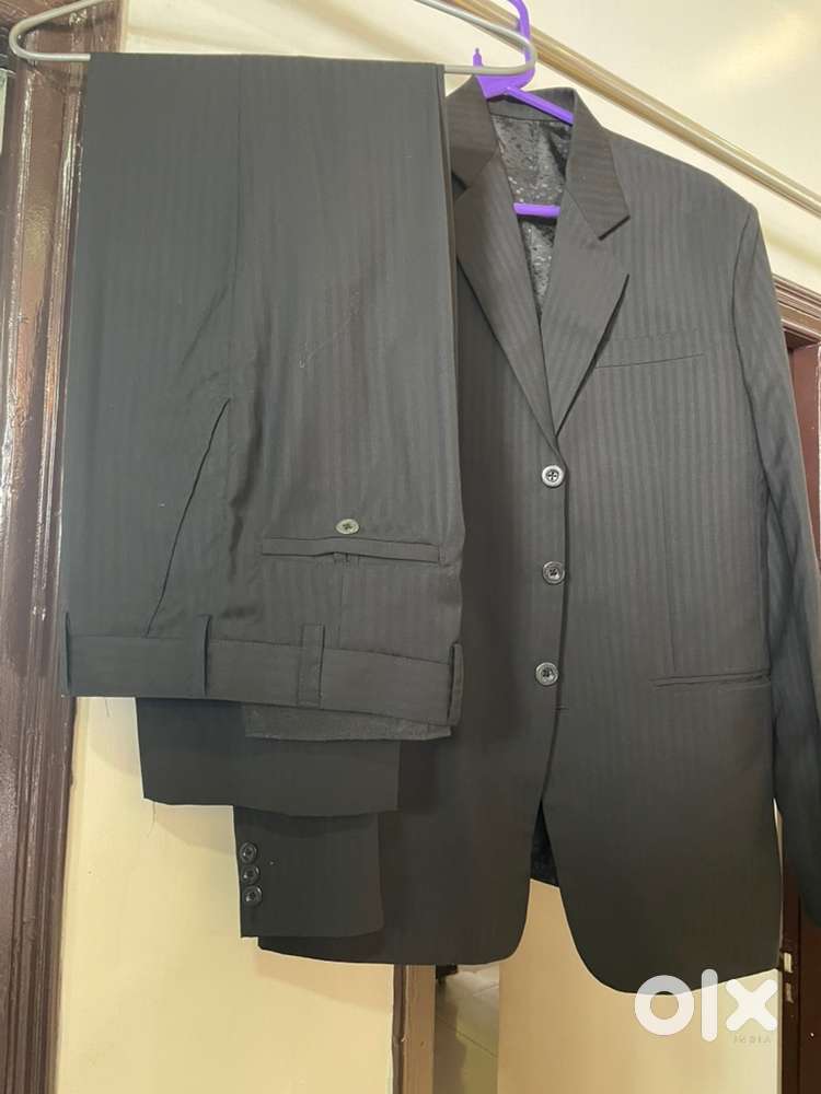 Black woollen suit 2 pc