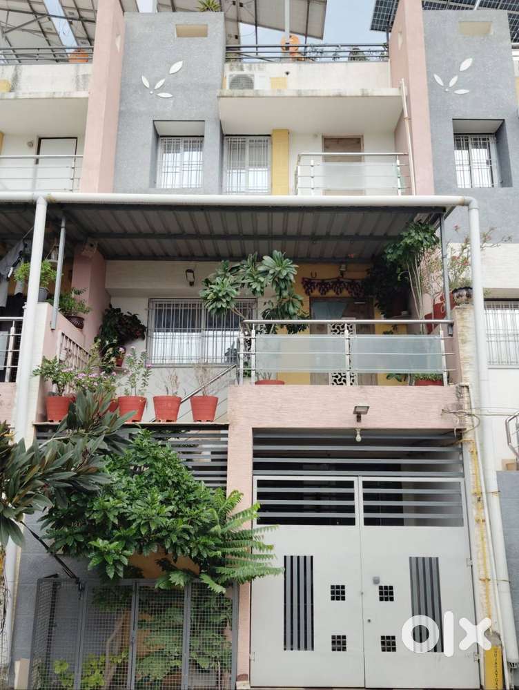 4BHK Bungalows