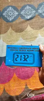 Digital table clock