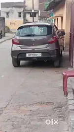 Tata Tiago 2017 Petrol 42000 Km Driven