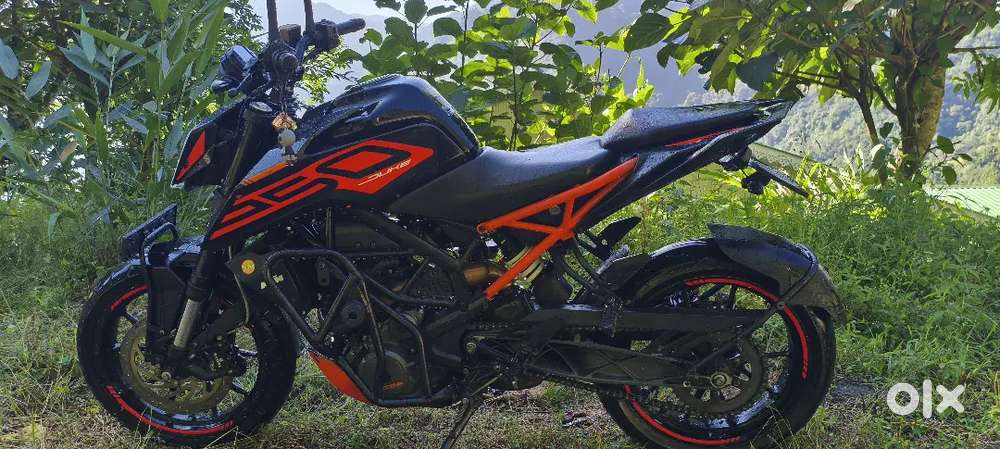 With excellent condition, duke 250