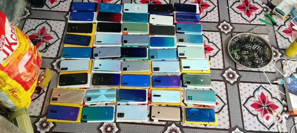 All Tyipe 2ND HAND MOBILE AVALIBE CHIP RET