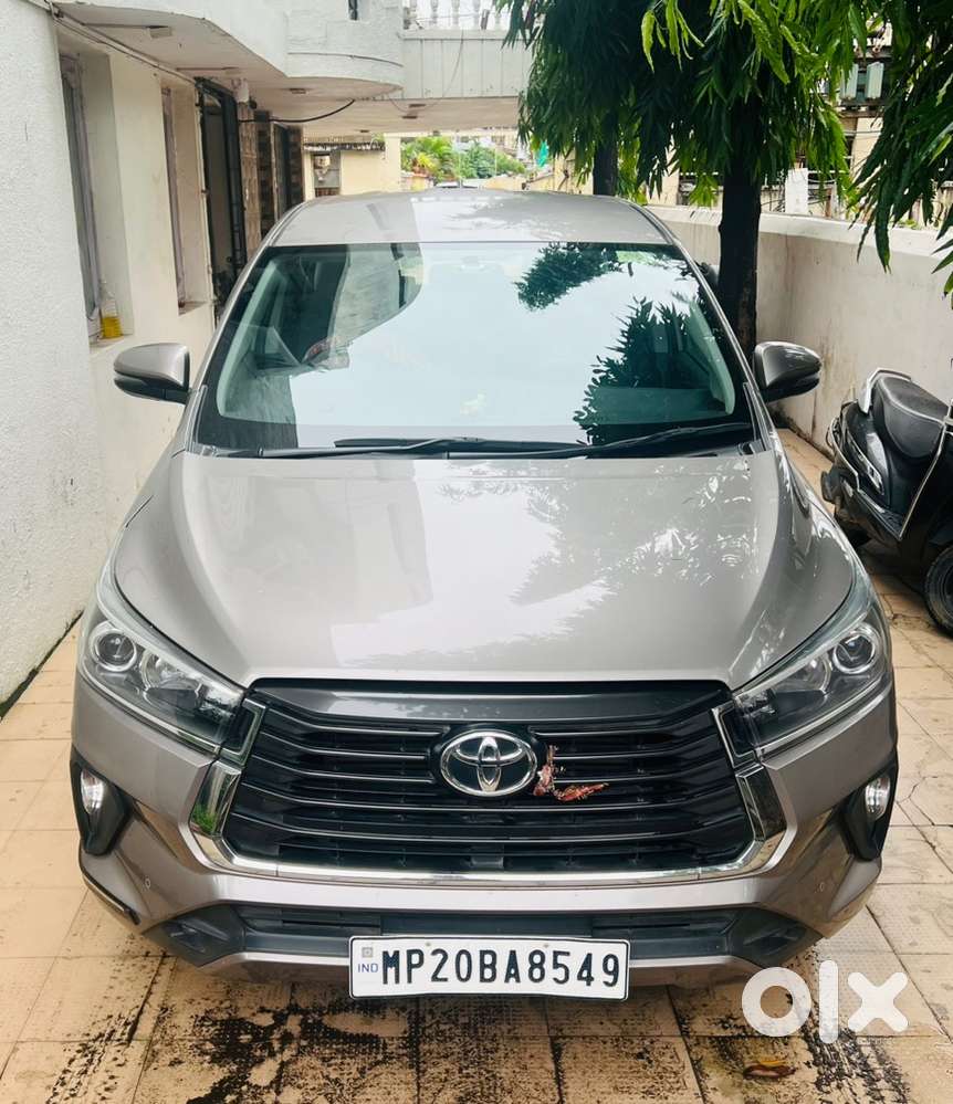 Toyota Innova Crysta 2022 Diesel Well Maintained
