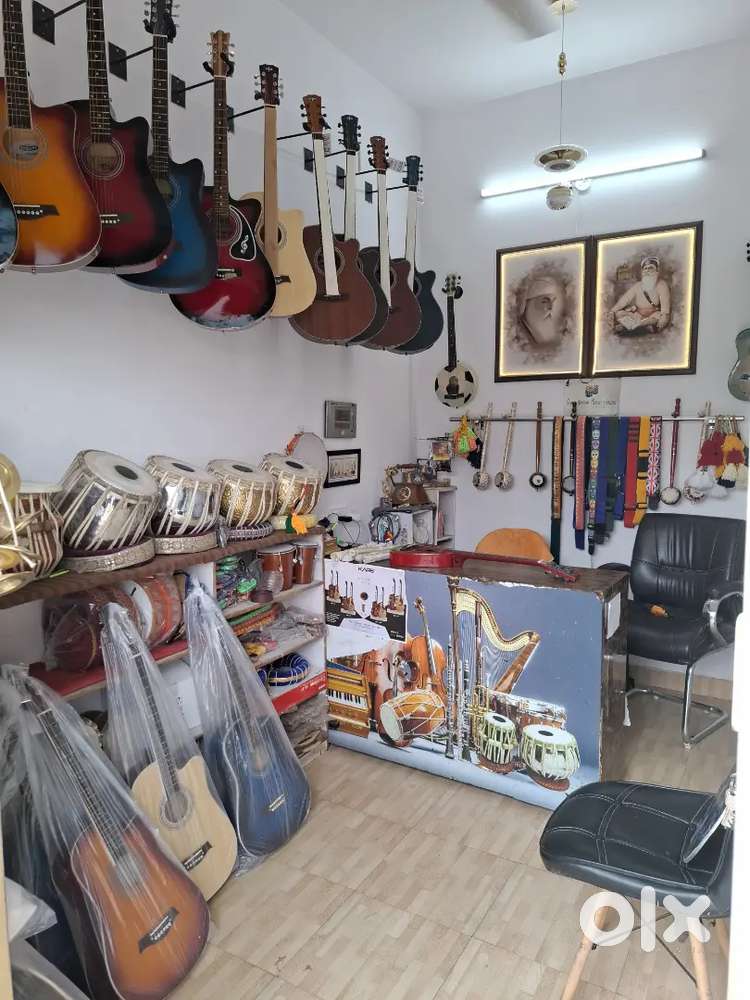 GURU NANAK MUSIC HOUSE
