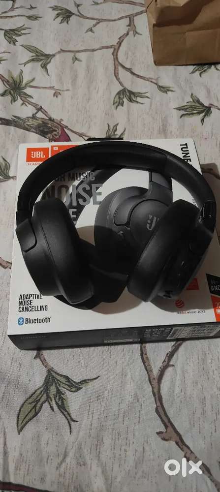 Jbl overhead headphone