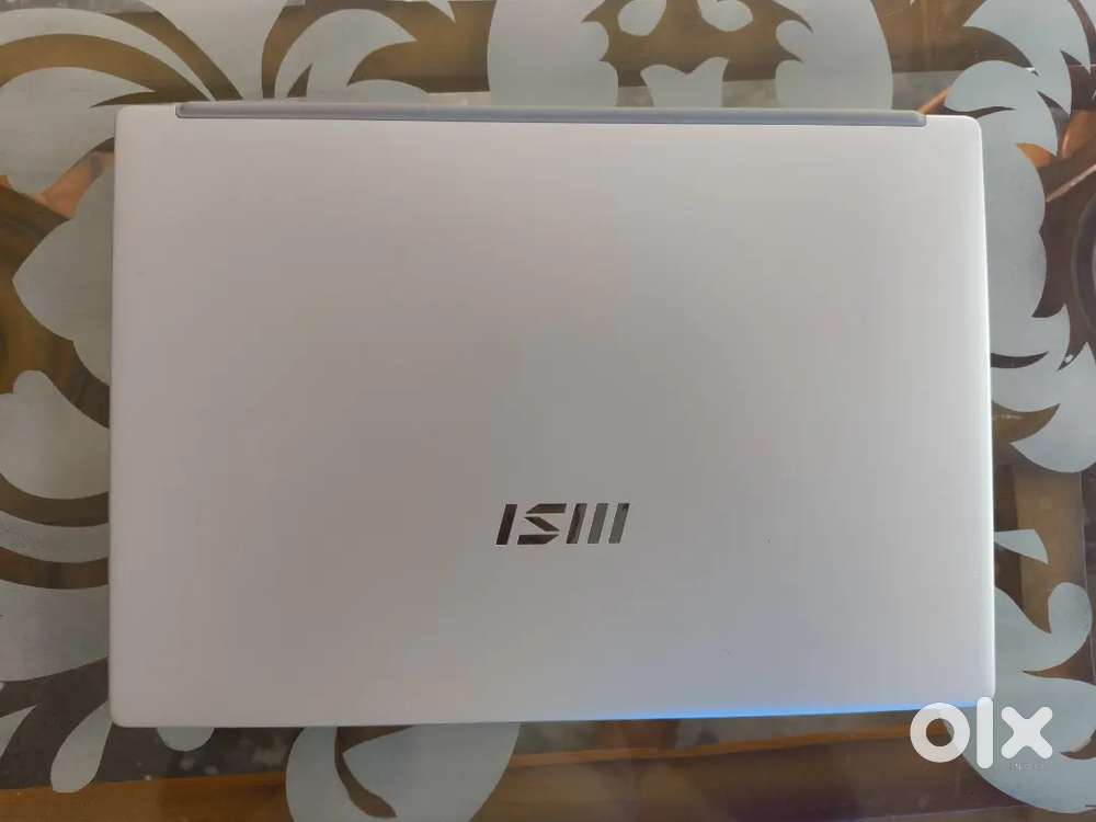 MSI modern 14 i5 12th generation 8gb Ram 512 SSD